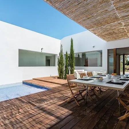 Alba Villa